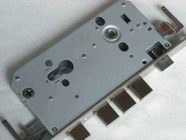 合川24小时上门开锁公司